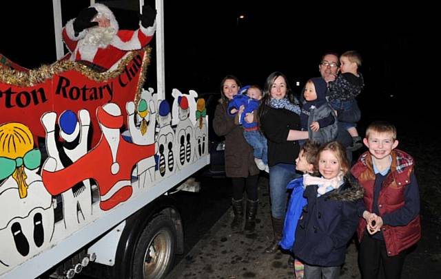 Rotary Club of Middleton, the Christmas float’s house-to-house tour 