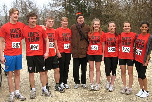 Joe Salt at his 80th birthday 5K race with daughter Jane, grandchildren and Rochdale Harriers
