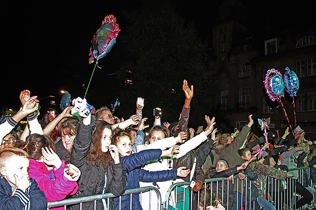 Rochdale Christmas Lights Switch On 2014