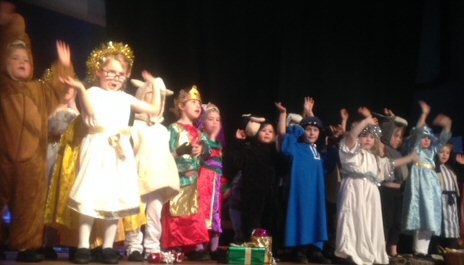 The Stars are coming out for Christmas - Littleborough Community Primary School

