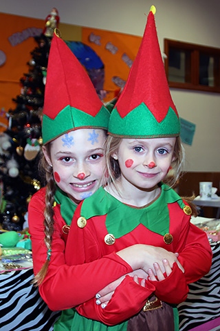Sisters Jessica Kennerley and Ellicia Baker at the Dearnley Methodist Christmas Fayre