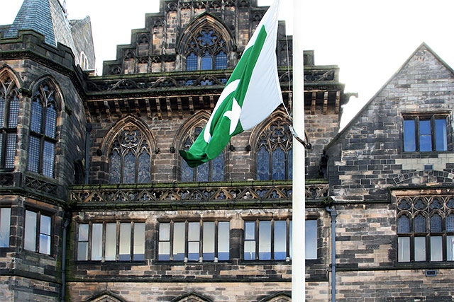 Flag of Pakistan being raised