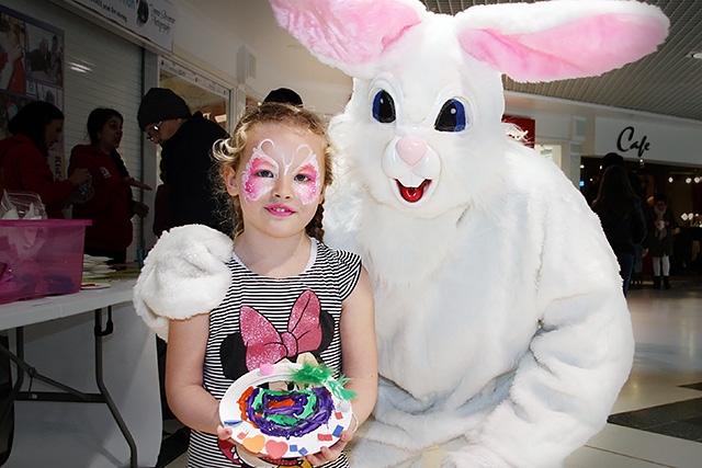 Amy meets the Easter Bunny at the Wheatsheaf Centre Kids Club