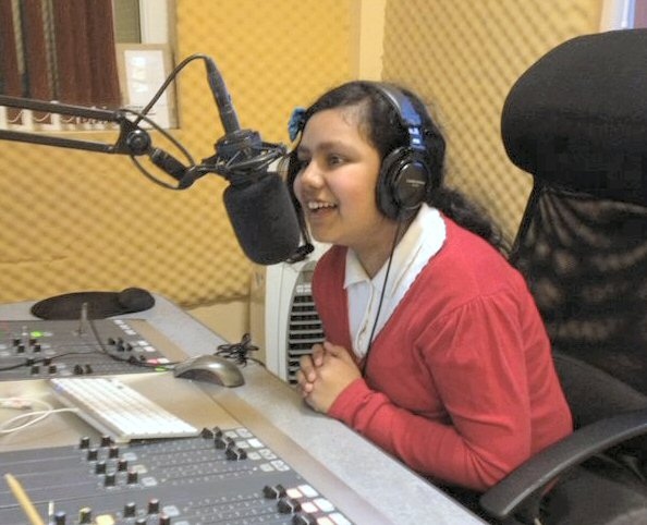 Children from Heybrook Primary School working with Crescent Radio 