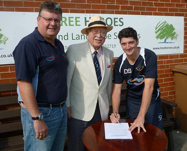Daniel Salpietro has re-signed as Norden professional for the 2015 season. He put pen to paper on Sunday watched by the club's cricket committee chairman Dexter Fitton and club president Brian Butterworth.
