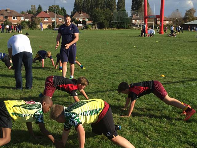 Siddal Moor students in skills session with England Rugby Players