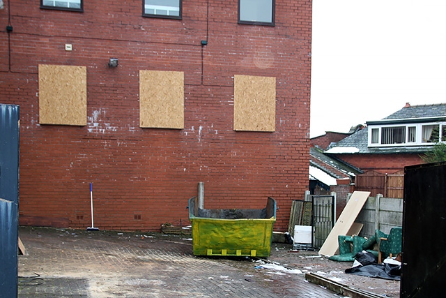 Parklands House being boarded up