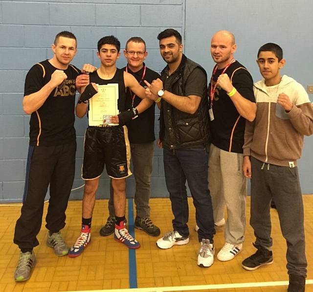 Muavia Nasim crowned England Junior Youth Boxing Champion 