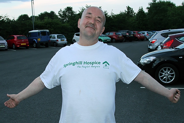 Springy's moonlit sprint or stroll<br />Springhill Hospice Heywood shop volunteer David Wilkinson