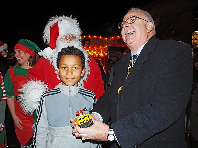 Cayden Blake ready to switch on Littleborough Christmas lights  with Mayor Ray Dutton
