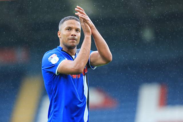 Joe Thompson signs an 18 month contract extension which will keep him at the club until the summer of 2018