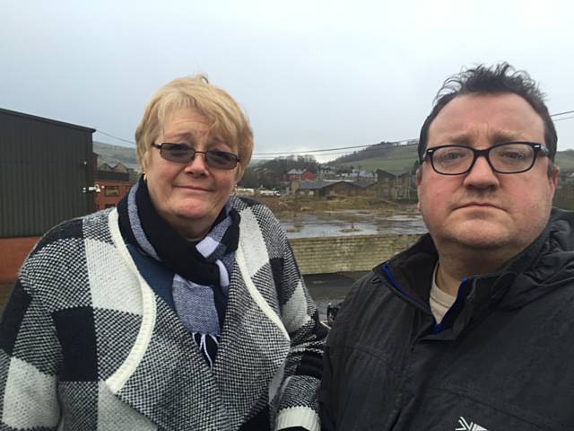 Councillor Andy Kelly and Irene Davidson at Coral Mill