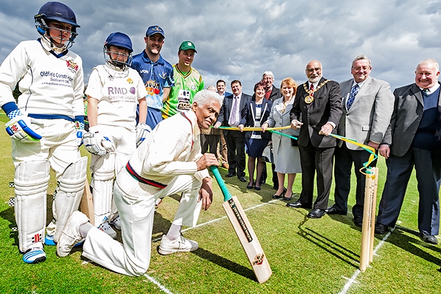 Official opening of the new Pennine Cricket League<br />Mayor of Rochdale Surinder Biant cuts the ribbon<br />Tommy Lees, Keelan Shipley and Cec Wright in the foreground