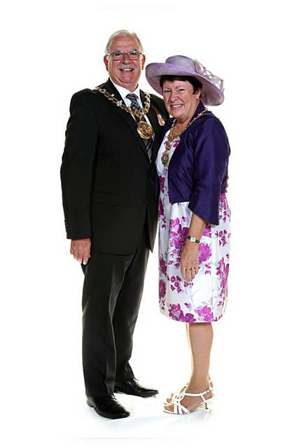 Ascot at Nutters<br /> Mayor Ray Dutton and Mayoress Elaine Dutton