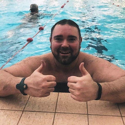 Scott Teirney swimming to raise funds for Samantha Smith