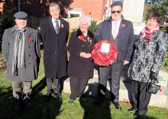 Pennines Councillors laid a wreath at the Shore Mills Memorial