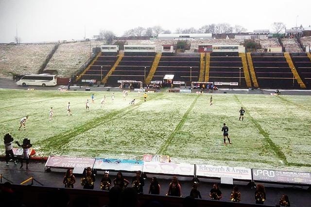 Rochdale Hornets beat Bradford Bulls (and the conditions!) at Odsal early in the season