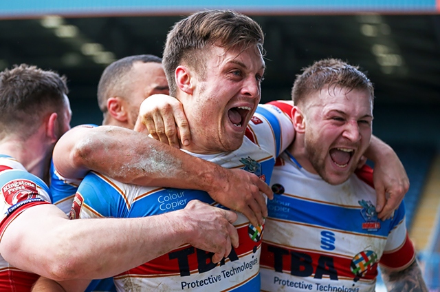 Hornets players celebrate the win against Dewsbury Rams