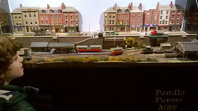 Heywood Model Railway Group Annual Exhibition, Rochdale Town Hall, 10am – 5pm, Sat & Sun 