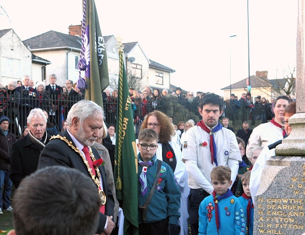 Wardle Remembrance Sunday parade and service