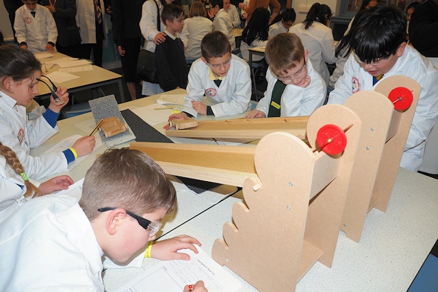 ‘Phiz Lab’ at Lowerplace Primary School, Kingsway