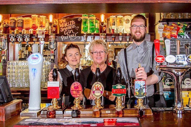 The Flying Horse once again named CAMRA’s Best Pub of the Year for 2018