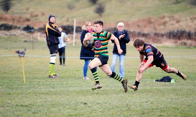Konrad Hill about to score his try, Littleborough Rugby Union Second's