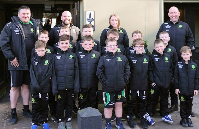 Littleborough Rugby Union Under 9s with their new jackets from sponsor The Beach Carvery