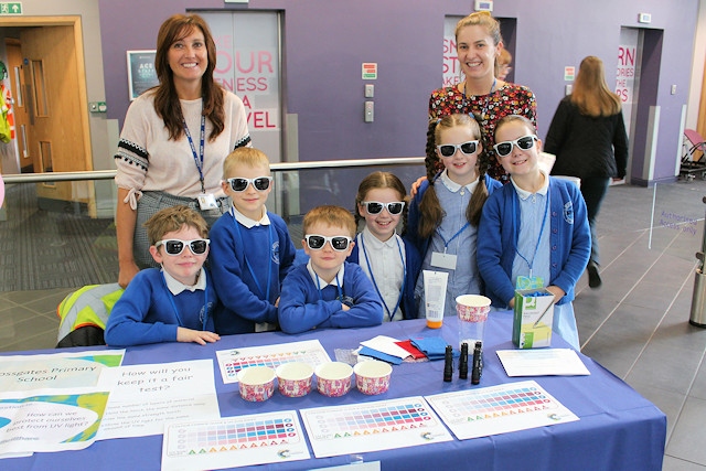 Pupils from Crossgates Primary get ready for their UV experiment