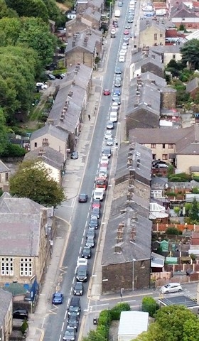 Traffic on Huddersfield Road in Newhey
