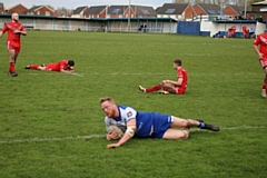 Luke Fowden scored the first try of the match