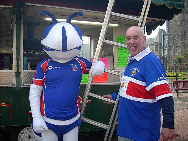 Hornets mascot Hercules with Moggy before he set off on one of his 'ladder walks' in 2009