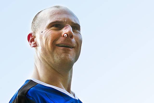 Rochdale 2 - 1 Sheffield Wednesday<br />Injured but happy - Dale Captain Gary Jones smiles at the crowd after scoring Dale's second goal
