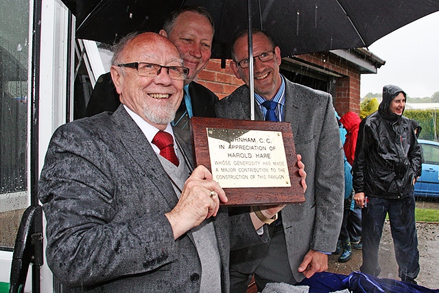 Jim Dobbin MP, Club President Kevin McMahon and Club Chairman Ian Heywood with a memorial plaque to Harold Hare