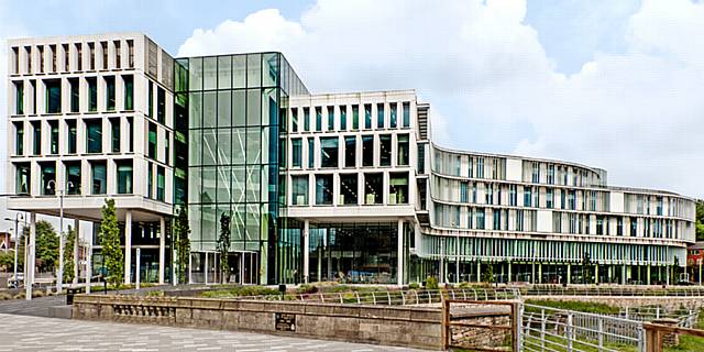 Rochdale Council offices, Number One Riverside