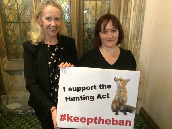 Rochdale News News Headlines Liz Mcinnes Says Keep The Hunting Ban