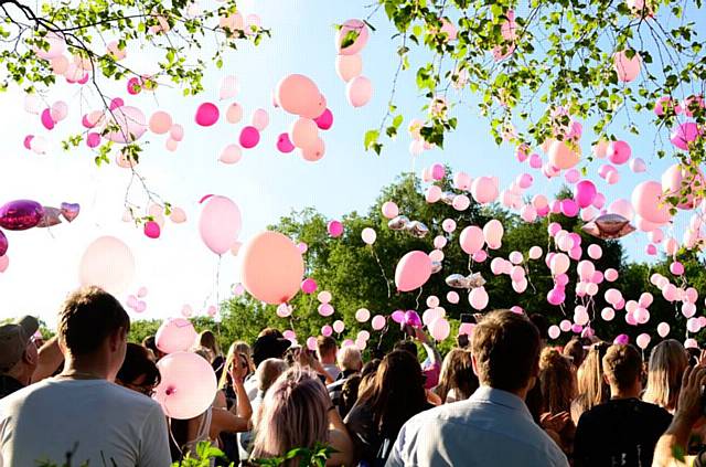 Balloon release at Tandle Hills for the Manchester attack victims
