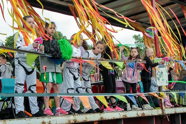 Milnrow and Newhey Carnival