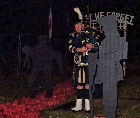 Colin Murphy, Middleton's lone piper