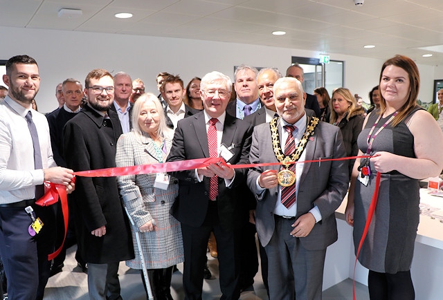 The Strand hub is officially opened by Tony Lloyd MP and Cllr Mohammed Zaman, Mayor of Rochdale
