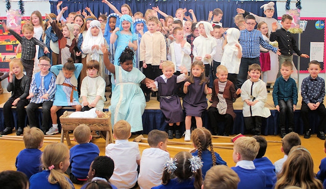 Parkfield Primary perform a traditional nativity