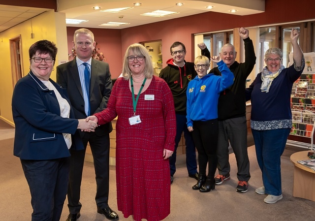 Left to right: Councillor Janet Emsley, John Connor, Williams Rochdale BMW, Julie Halliwell, Springhill Hospice, Nick Barton, Race Director, Nikki Green, Rochdale Triathlon Club, Phil Roberts, Rochdale Harriers and Geraldine Kirk, Middleton Harriers