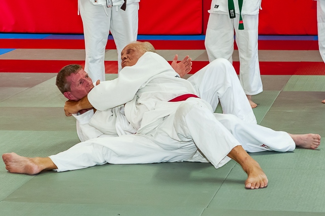 Brian Jacks visits Rochdale Judo Club