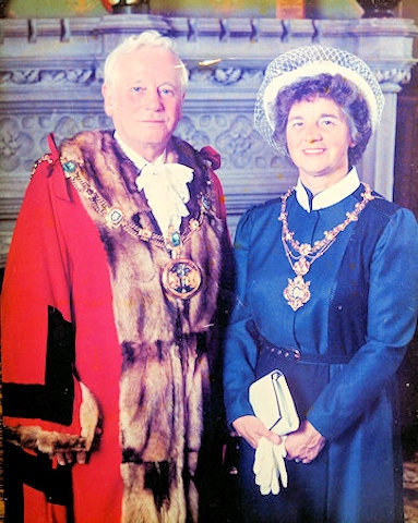 angus mayor rochdale norman former obituary thelma 1984 mayoress wife making his