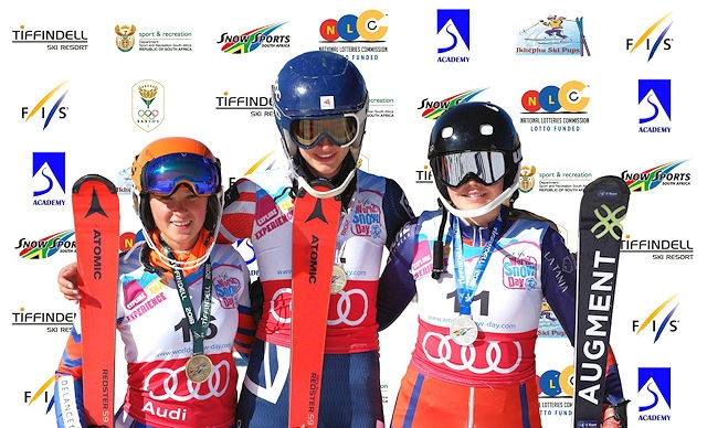 Daisi Daniels (left) on the podium South Africa 2018