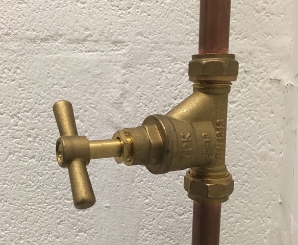 A water stop tap