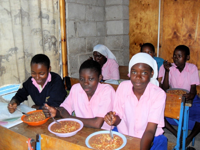 Could you help - new sponsors needed for Mikoroshoni Primary School feeding programme - Lunch of maize and beans