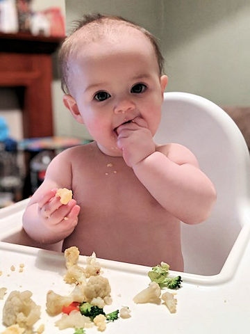 Introducing solid foods to babies