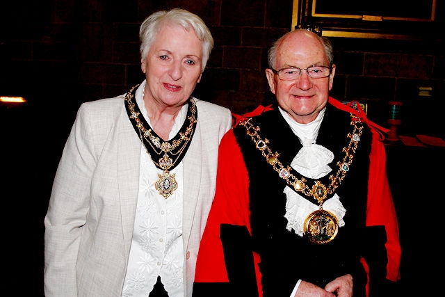 Mayoress Lynn Sheerin and Councillor Billy Sheerin, Mayor of Rochdale 2019