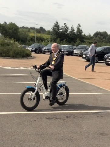 Mayor Billy Sheerin attended the GM Electric Vehicle Showcase